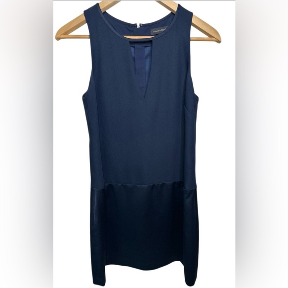 Banana Replublic Navy Sheath Dress Size 4P - Picture 3 of 7